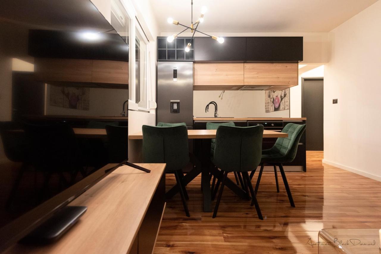 Apartment Black Diamond Ražanac Buitenkant foto