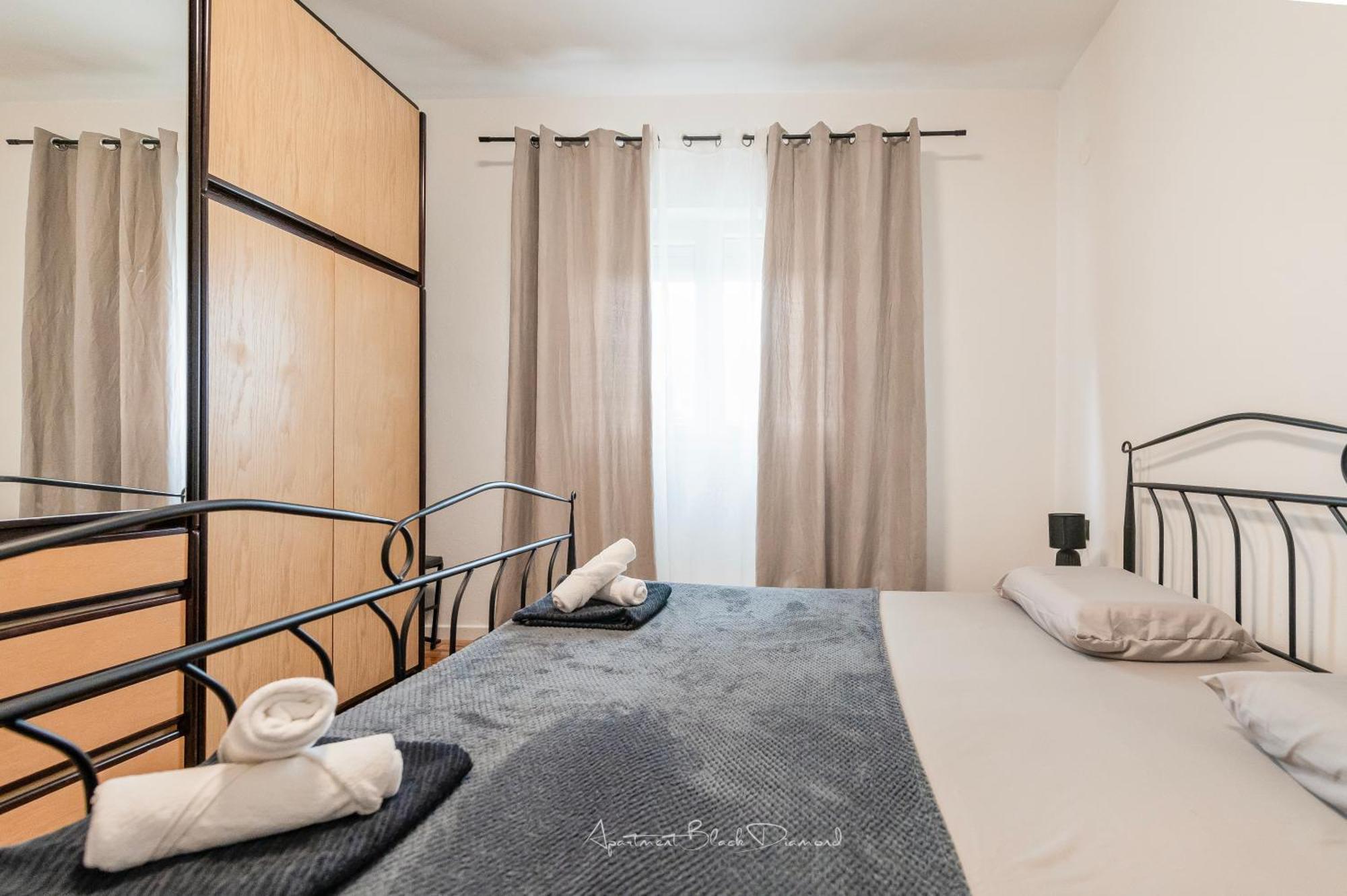 Apartment Black Diamond Ražanac Buitenkant foto