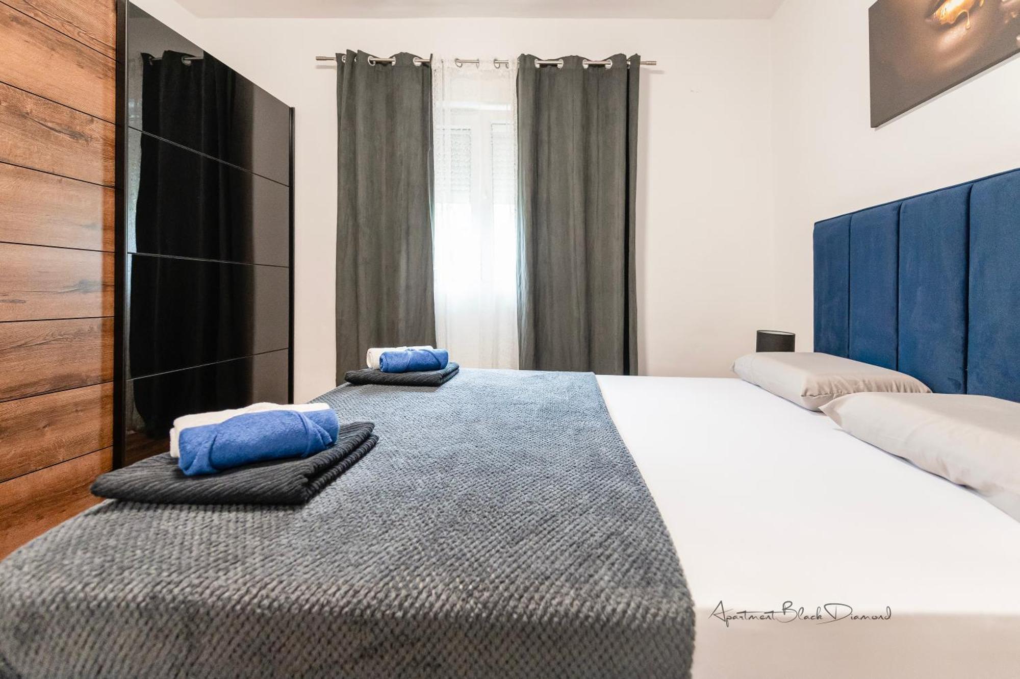 Apartment Black Diamond Ražanac Buitenkant foto