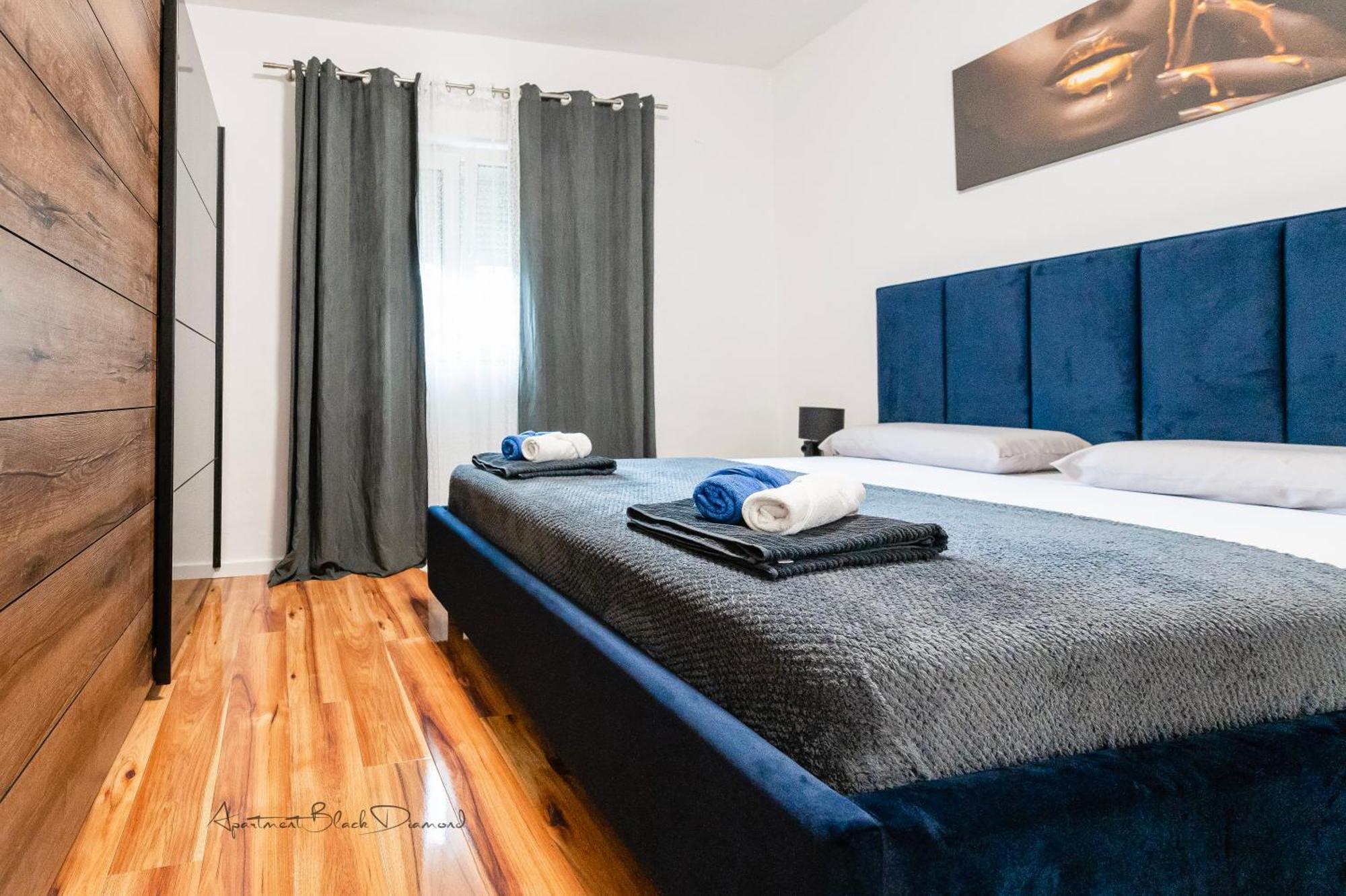 Apartment Black Diamond Ražanac Buitenkant foto